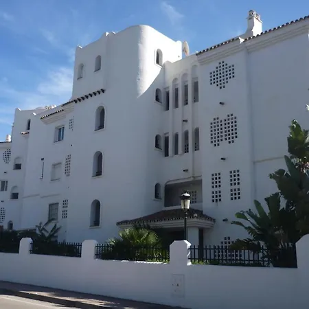 Perfect Location 2 Bed Apt Calahonda Apartment Sitio de Calahonda