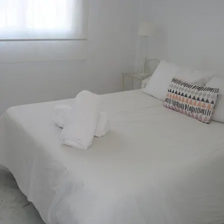 Perfect Location 2 Bed Apt Calahonda Apartment Sitio de Calahonda