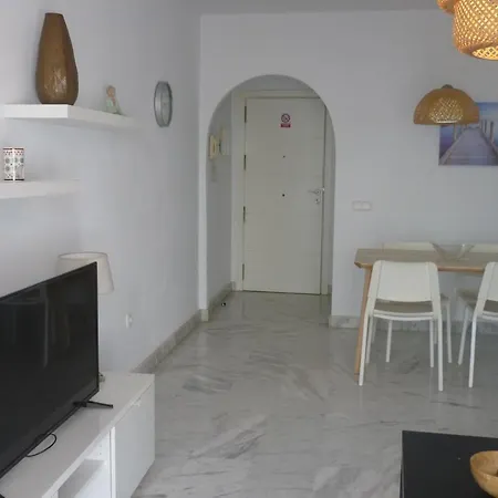 Apartment Perfect Location 2 Bed Apt Calahonda *