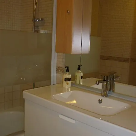Perfect Location 2 Bed Apt Calahonda *